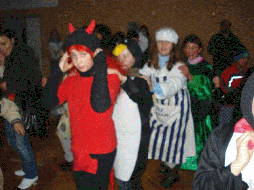 4.a pod maskama